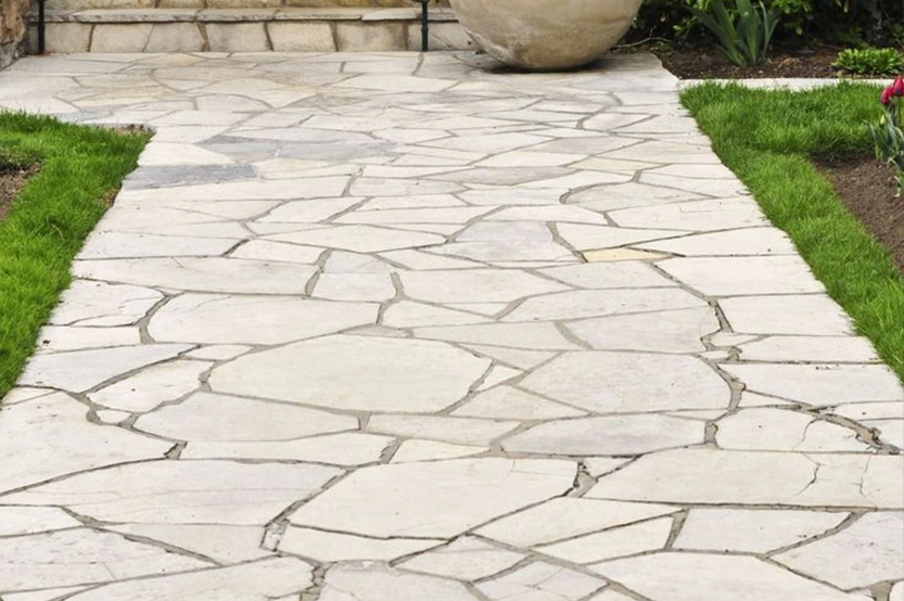 Custom Hardscaping Outdoor Living Spaces